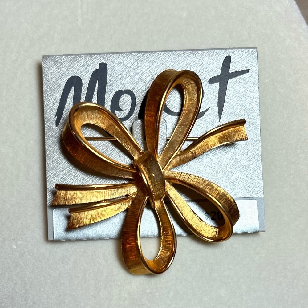Vintage Monet Gold-tone Ribbon Bow Brooche